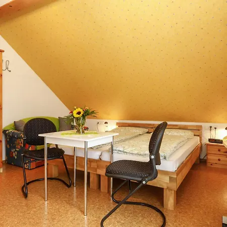 Apartamento Merk Klein Neukirch (Tubingen)